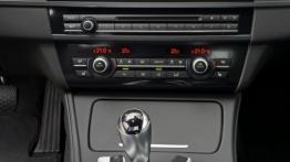 BMW M5 F10 Facelifting (2014) - konsola środkowa