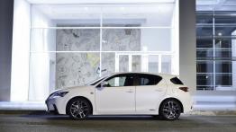 Lexus CT 200h Facelifting (2014) - lewy bok