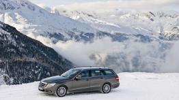 Mercedes E 350 CDI 4MATIC W212 kombi - lewy bok