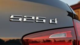 BMW Seria 5 F11 - emblemat