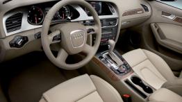 Audi A4 Allroad - pełny panel przedni