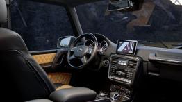 Mercedes G63 AMG 2013 - kokpit