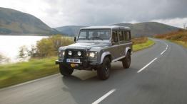 Land Rover Defender 2012 - lewy bok