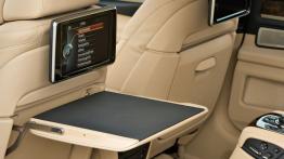 BMW serii 7 F02 Facelifting - inny element wnętrza z tyłu