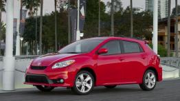 Toyota Matrix 2011 - przód - reflektory wyłączone