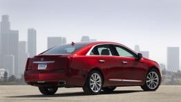 Cadillac XTS - widok z tyłu
