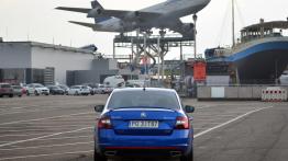 2400 km Skodą Octavia RS. W czym jest lepsza niż Jumbo-Jet?