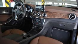 Mercedes GLA 250 4Matic Urban - Do miasta