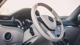 Skoda Superb Atelier - galeria redakcyjna - kierownica