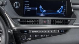 Lexus ES F Sport (2018)