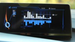 BMW i8 362KM - galeria redakcyjna (2) - ekran systemu multimedialnego