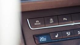 Seat Leon III X-Perience 2.0 TDI CR 184KM - galeria redakcyjna - konsola środkowa