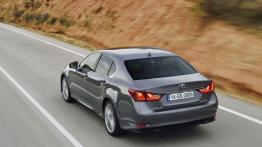 Lexus GS IV 300h (2014) - widok z tyłu