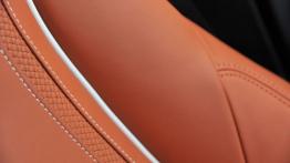 BMW 435i Gran Coupe (2014) - fotel kierowcy, widok z przodu