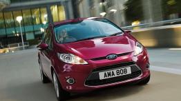 Ford Fiesta Hatchback 3D - widok z przodu