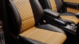 Mercedes G63 AMG 2013 - fotel pasażera, widok z przodu