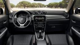 Suzuki Vitara (2018) - pe?ny panel przedni
