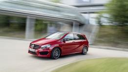 Mercedes B 250 4MATIC (W 246) Facelifting - lewy bok