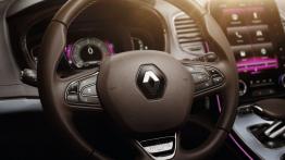 Renault Espace V Initiale Paris (2015) - kierownica