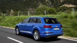 Audi Q7 II (2015) - widok z tyłu