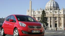 Kia Venga - prawy bok