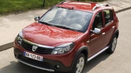 Dacia Sandero Stepway - widok z przodu