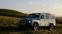 Land Rover Defender 2012 - lewy bok
