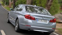 BMW serii 5 ActiveHybrid - widok z tyłu