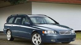 Volvo V70 - widok z przodu
