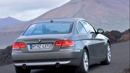 BMW Seria 3 E92 Coupe - widok z tyłu