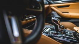 BMW M5 4.4 V8 600 KM - galeria redakcyjna - widok ogólny wn?trza z przodu