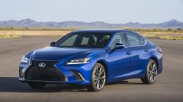 Lexus ES F Sport (2018) - widok z przodu