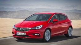 Opel Astra K Hatchback 5d (2016) - widok z przodu