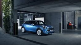 Mini Cooper S 2014 - wersja 5-drzwiowa - prawy bok