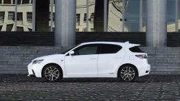 Lexus CT 200h Facelifting (2014) - lewy bok