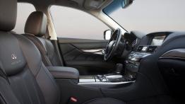 Infiniti M 2010 - widok ogólny wnętrza z przodu