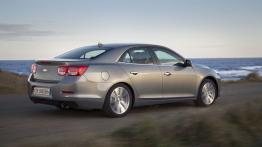 Chevrolet Malibu 2013 - prawy bok