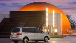 Seat Alhambra 2011 - prawy bok