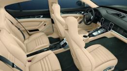Porsche Panamera Turbo S - widok ogólny wnętrza