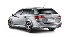 Toyota Avensis III kombi Facelifting - widok z tyłu