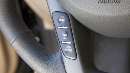 Kia Optima 2012 - sterowanie w kierownicy