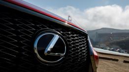 Samuraj w smokingu – nowy Lexus LS 500