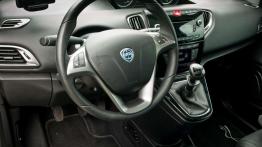 Miejski szyk - Lancia Ypsilon