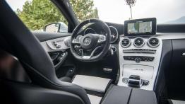 Mercedes-Benz C Coupe - elegancko czy brutalnie?