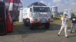 Moc, dźwięk i ... błoto