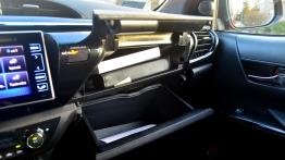Toyota Hilux 50th Anniversary - galeria redakcyjna - inny element panelu przedniego