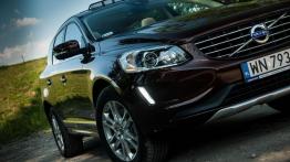 Volvo XC60 Facelifting 2.0 D4 181KM - galeria redakcyjna - przód - inne ujęcie