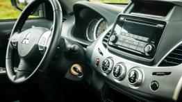 Mitsubishi L200 IV Facelifting - galeria redakcyjna - kokpit