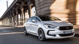DS 5 Facelifting (2015) - widok z przodu