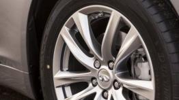 Infiniti Q70 Facelifting Hybrid (2015) - koło